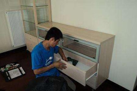拆装家具